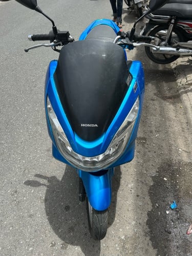 PCX 150cc ស្មាតឃី year 2016 មានពន្ធ