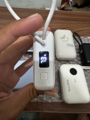 power bank Blue spectrum ស្អាតតូចស្រួលយកតាមខ្លួនថ្មកាន់ល្អ
