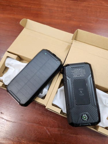 Power Bank Solar កាន់ថ្មល្អ សេរីថ្មីបំផុត