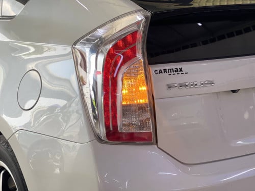 Prius 011 option 4 ក្នុងលឿង សូម ចុចលីងខាងក្រោមដើម្បើសួរពត៍មានបន្ថែម