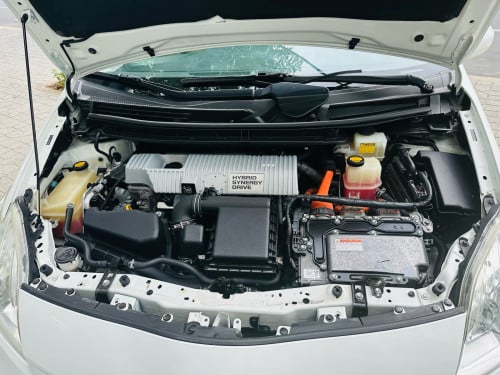 Prius 012 option 2 ក្នុងលឿងថ្មី