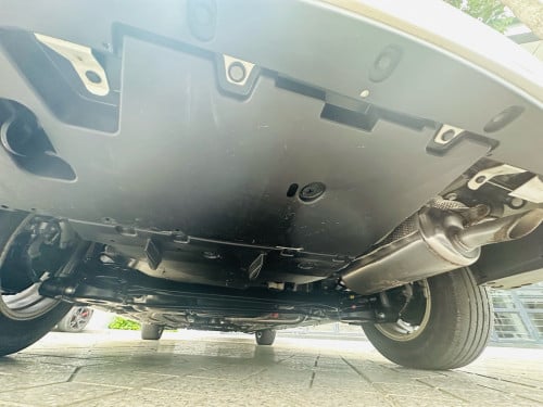 Prius 012 option 2 ក្នុងលឿងថ្មី
