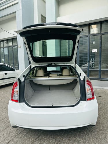 Prius 012 option 2 ក្នុងលឿងថ្មី