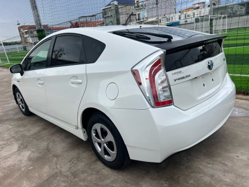 Prius(2013)អប់សិន3រៀបចំស្អាត