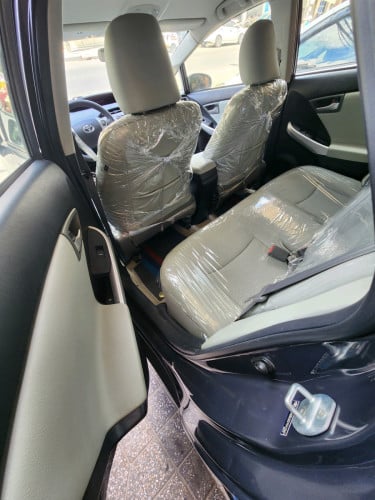 Prius 2013 option3 ប្រផេះ មូល100%