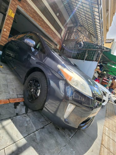Prius 2013 option3 ប្រផេះ មូល100%