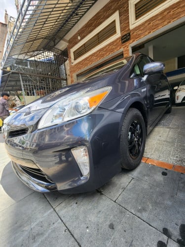 Prius 2013 option3 ប្រផេះ មូល100%
