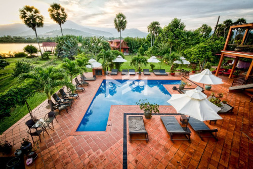 Riverfront Tropical Estate in Kampot