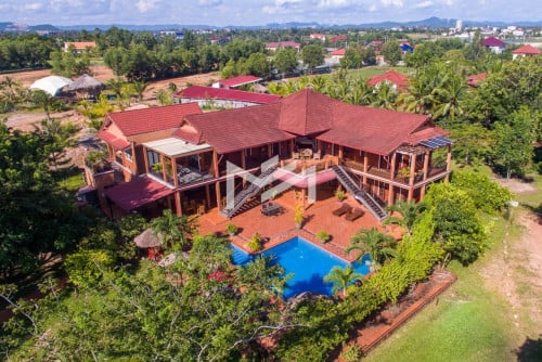 Riverfront Tropical Estate in Kampot