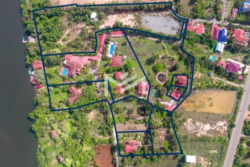Riverfront Tropical Estate in Kampot
