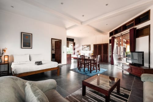 Riverfront Tropical Estate in Kampot