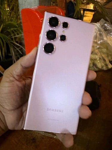 samsung S23 UL sim2 rem8 /256GB ក្រុមហ៊ុន