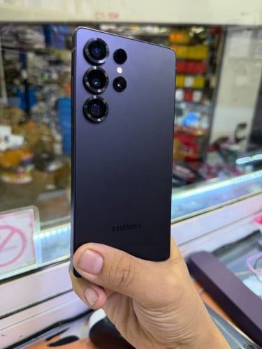 Samsung S25ultra 512G Jetblack ក្រុមហ៊ុន