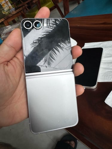 Samsung z flip 6