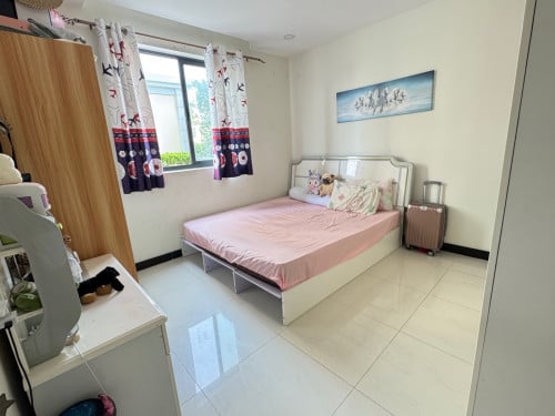 Sensok condo unit for sale