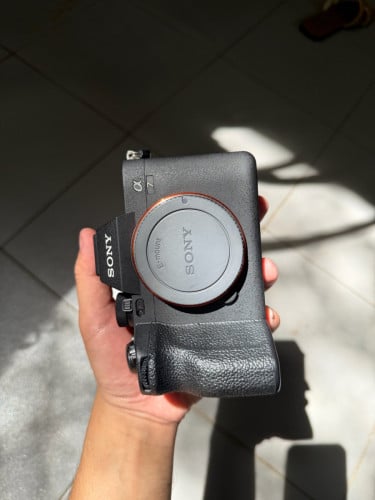Sony a7 iv