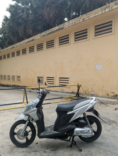 Suzuki Nex