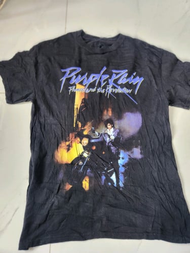 T shirts