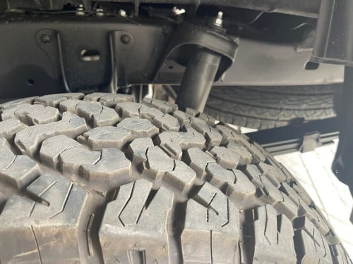 Tacoma ឆ្នាំ010  វ៉ូលីមចង្កូត ប៉ុង1 ទ្រុងវែង ឡានថ្មីណាស់