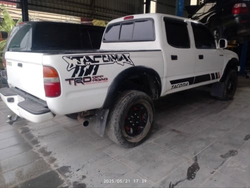 TACOMA 2002 For Rent /出租