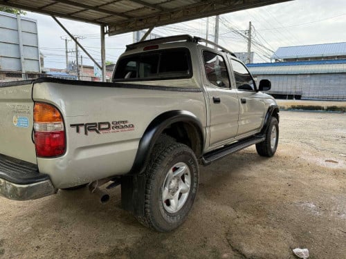 TACOMA 2004 For Rent /出租