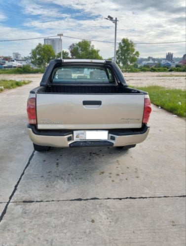 TACOMA 2006 For Rent /出租