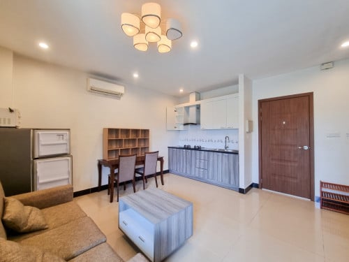 Toul Kork | 1BR Apartment Near TK Avenue | Cleaning Included