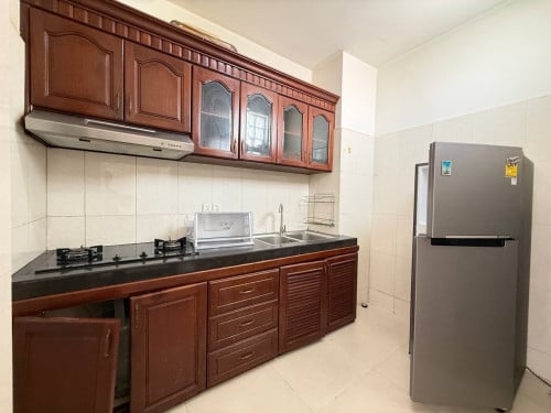 Toul Tumpoung 2 bedrooms for rent