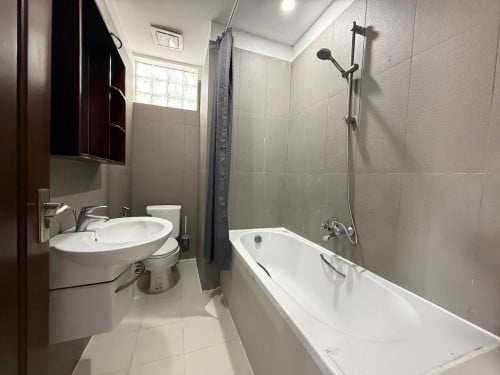 Toul Tumpoung 2 bedrooms for rent