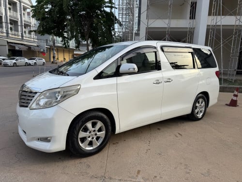 Toyota Alphard 2010 ឡេីងកៅអី vip ម្ចាស់ដេីមទឹកថ្នាំសុីន១ជុំ