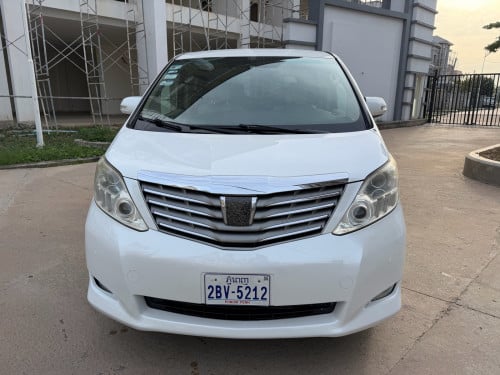 Toyota Alphard 2010 ឡេីងកៅអី vip ម្ចាស់ដេីមទឹកថ្នាំសុីន១ជុំ