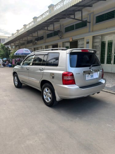 Toyota Highlander 02P1V4