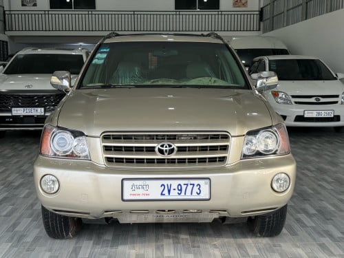 Toyota Highlander 2002 Limitted ប៉ុងមួយ