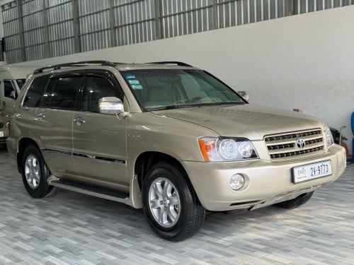 Toyota Highlander 2002 Limitted ប៉ុងមួយ