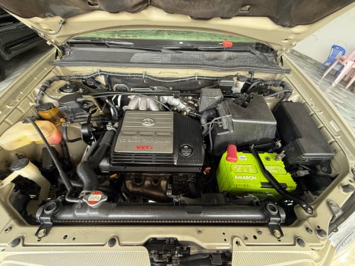 Toyota Highlander 2002 Limitted ប៉ុងមួយ