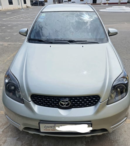 Toyota Matrix ឆ្នាំ03 ឡានស្អាត ម៉ាស៊ីនស្ងាត់ ទឹកថ្នាំស្អាត ជើងក្រោម ប្រអប់លេខអេម