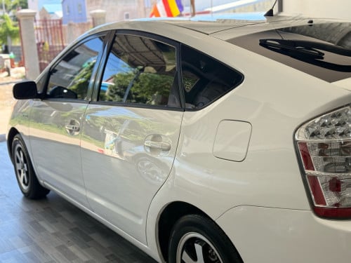 Toyota Prius 2009 Full