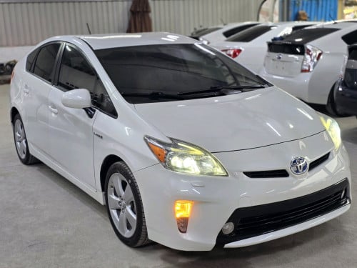 Toyota Pruis 2013 Option 5