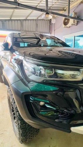 Toyota revo gr v6