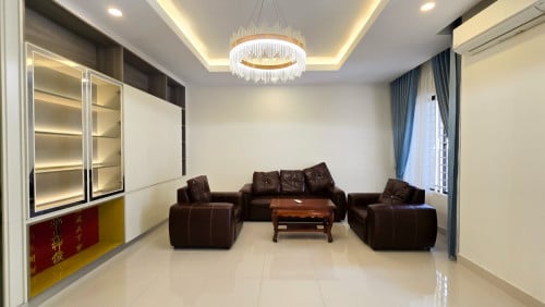 TWIN A VILLA FOR RENT IN PENG HUOTH BOENG SNOR - ECO ROMANCE