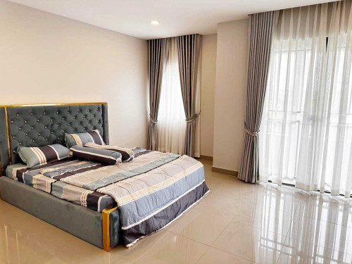 Twin Villa for Rent In Borey Chip Mong Landmark 271