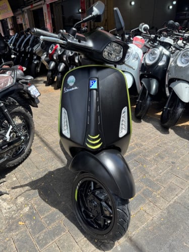 Vespa Sprint Tech 025 ខ្ចីដូចថ្មី