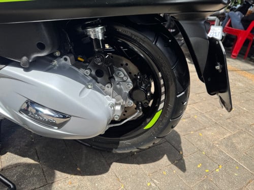 Vespa Sprint Tech 025 ខ្ចីដូចថ្មី