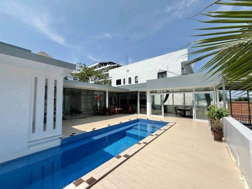Villa For Rent