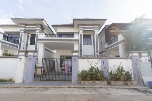Villa for rent at new airport