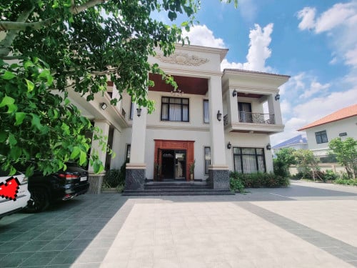 Villa for Sale ( វីឡាប្រណិតថ្មីសម្រាប់លក់) ភ្នំពេញថ្មីសែនសុខ