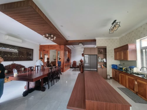Villa for Sale ( វីឡាប្រណិតថ្មីសម្រាប់លក់) ភ្នំពេញថ្មីសែនសុខ
