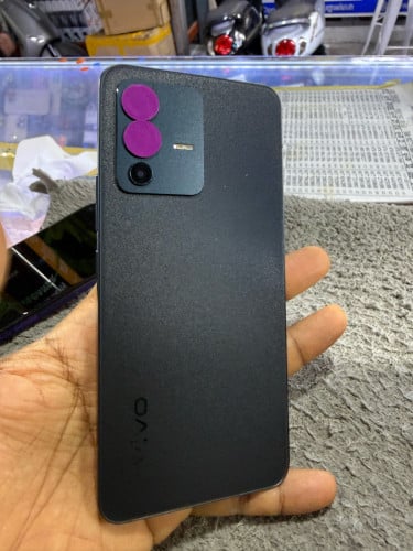 Vivo V23 5G Ram12G Memory256G ក្រុមហ៊ុនសុីមពីរ មានឆ្នាំងសាក