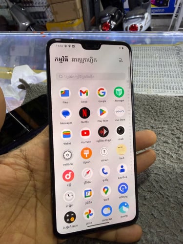 Vivo V23 5G Ram12G Memory256G ក្រុមហ៊ុនសុីមពីរ មានឆ្នាំងសាក