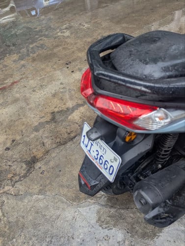Yamaha N.max 125cc ស្មាតឃី year 2021 មានពន្ធ